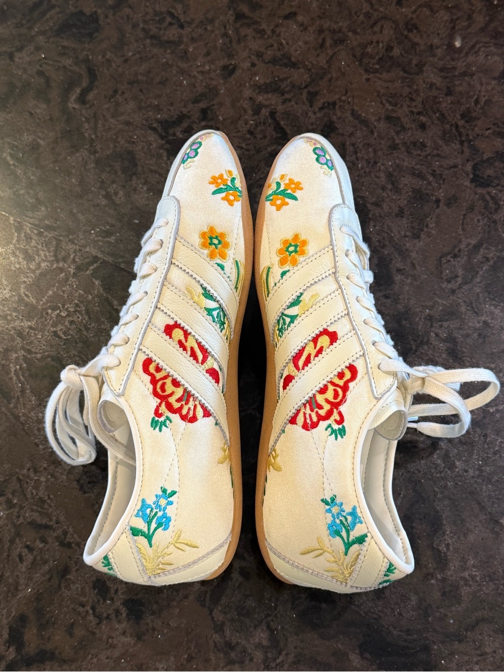 Adidas Tokyo Floral Embroidery Pack - Cream White sneakers - Picture 7 of 14